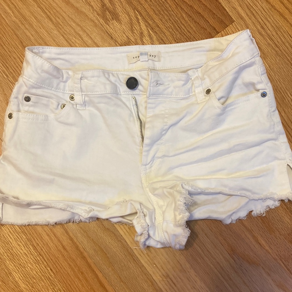 White Copper Key jean shorts! Used once or twice.